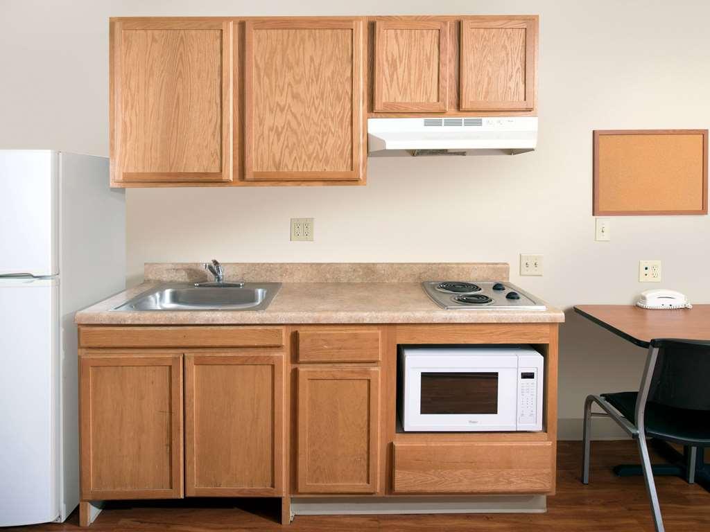 Extended Stay America Select Suites - Wichita - North Δωμάτιο φωτογραφία